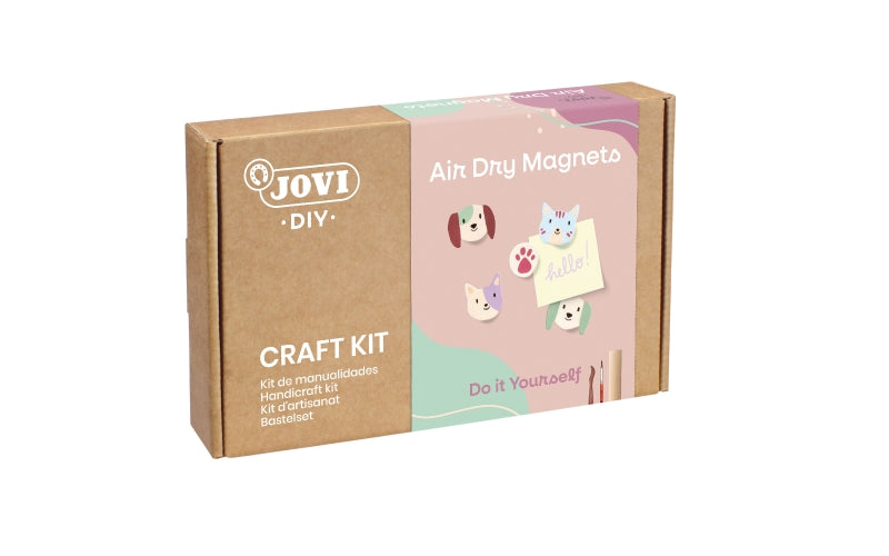 Kit de loisirs créatifs Jovi pour fabriquer des aimants avec de la pâte à modeler autodurcissante - Instructions étape par étape - Lien vers un tutoriel vidéo - Contient des outils de modelage, de la peinture gouache et 9 aimants de couleurs assorties.